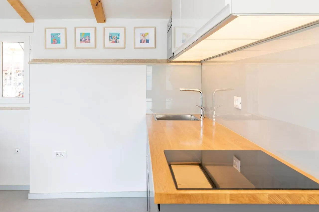 Seafront Baska Apartment