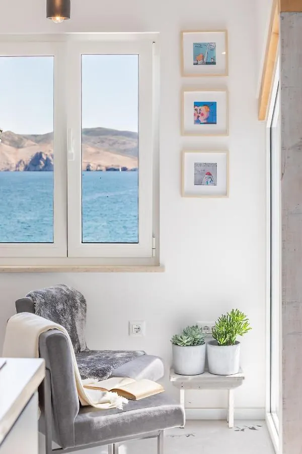 Seafront Baska Apartment  Baska (Krk)